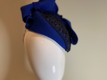 For Sale: Blue wool felt percher with bow