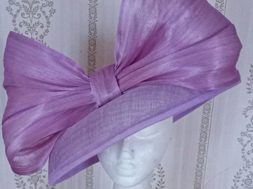 For Sale: Big lilac bow hat with Dior brim